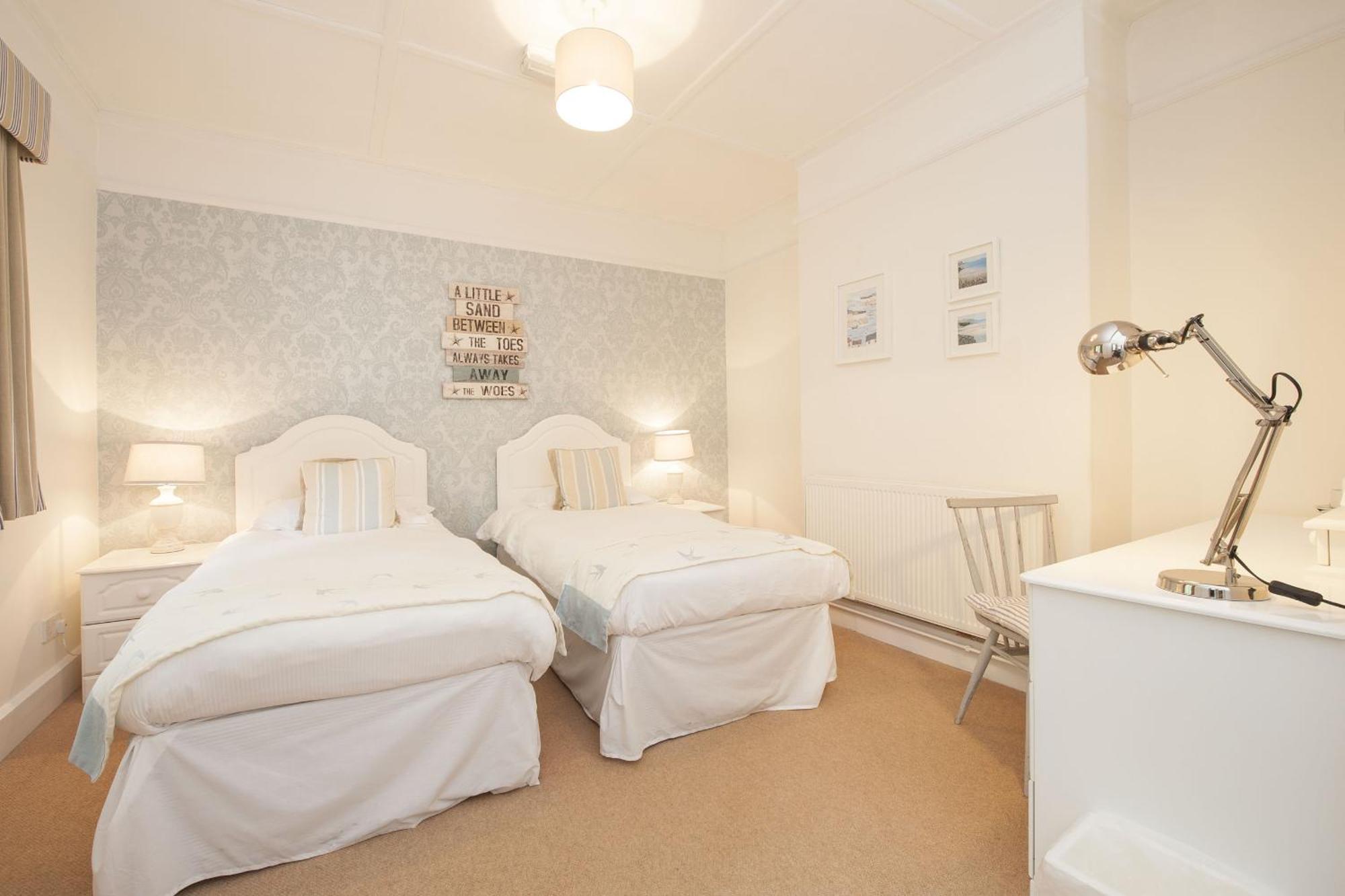 The Fishbourne Bed & Breakfast Fishbourne  Room photo